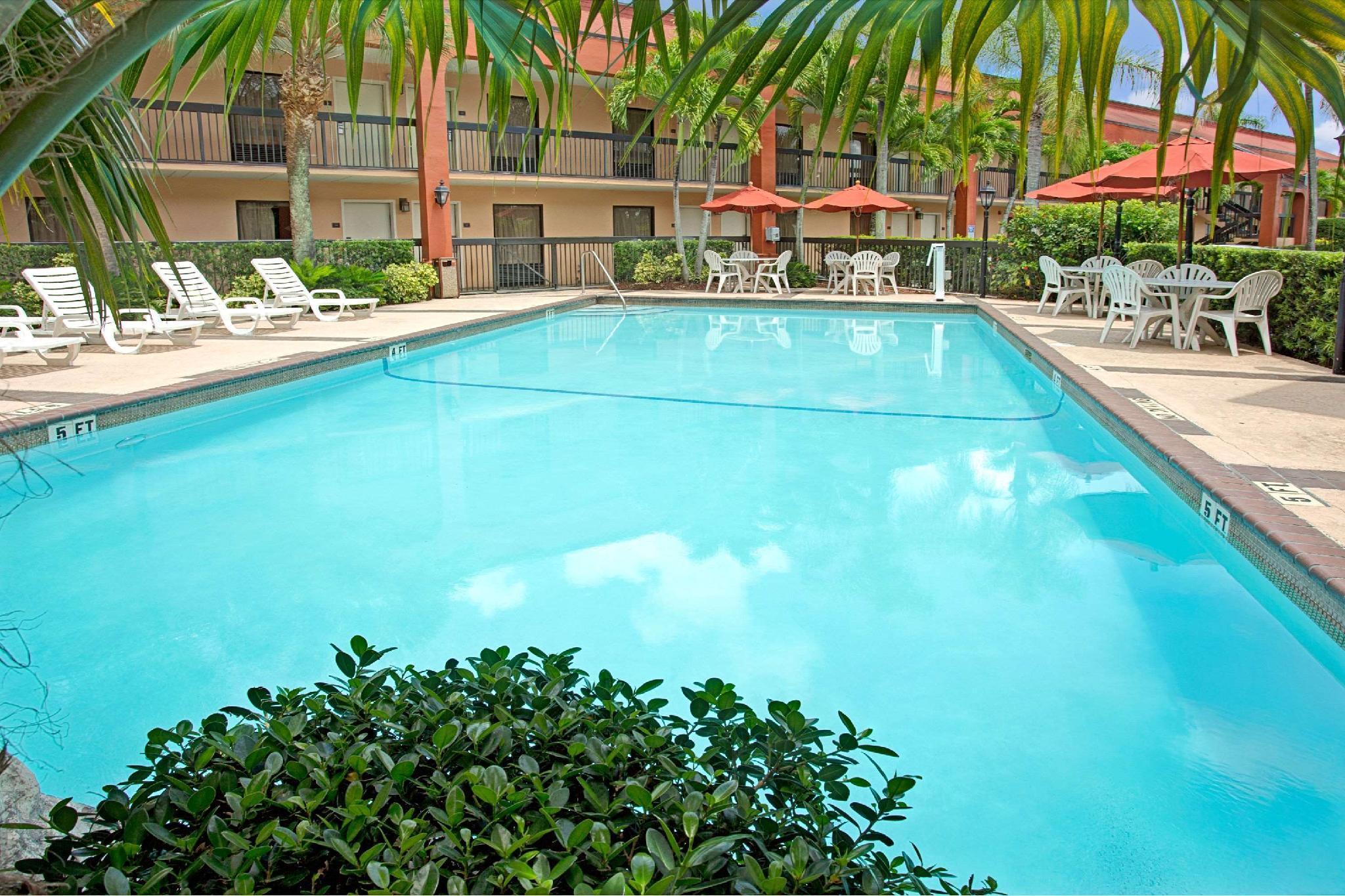 Days Inn By Wyndham Florida City Εξωτερικό φωτογραφία