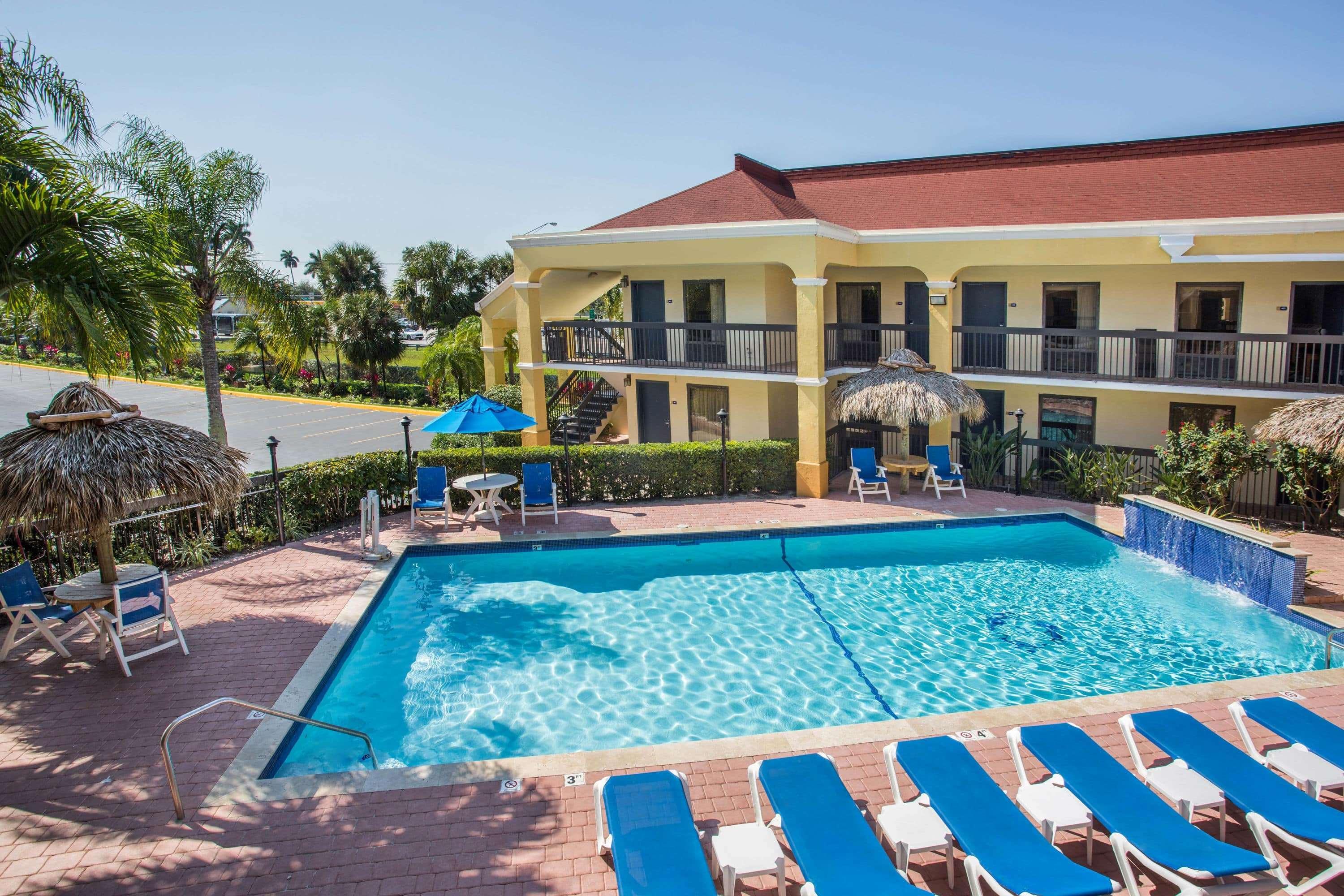 Days Inn By Wyndham Florida City Εξωτερικό φωτογραφία