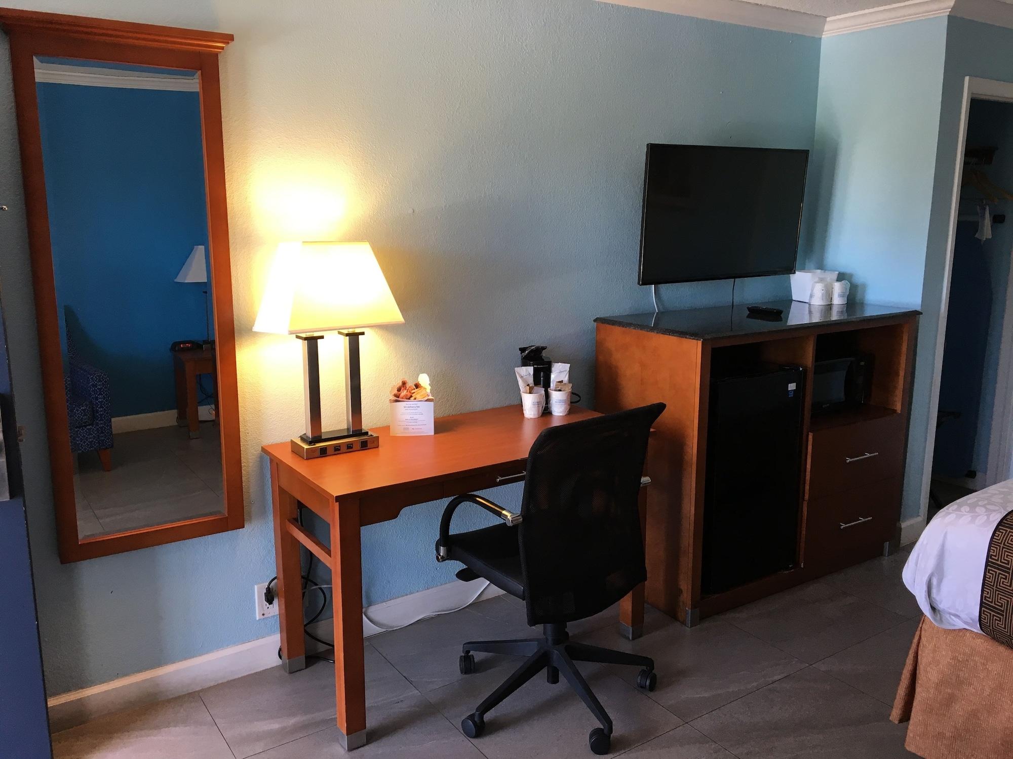 Days Inn By Wyndham Florida City Εξωτερικό φωτογραφία