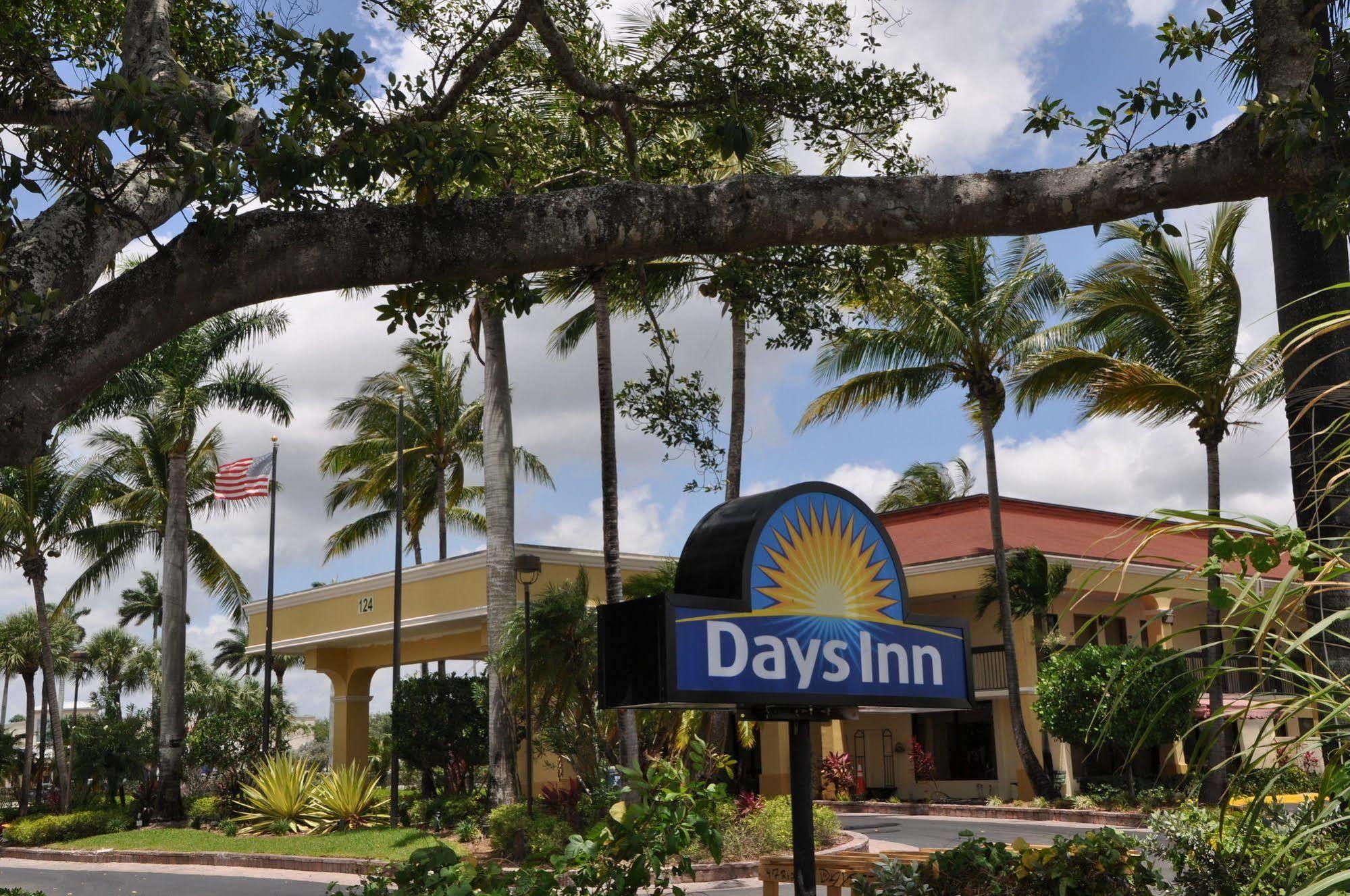 Days Inn By Wyndham Florida City Εξωτερικό φωτογραφία