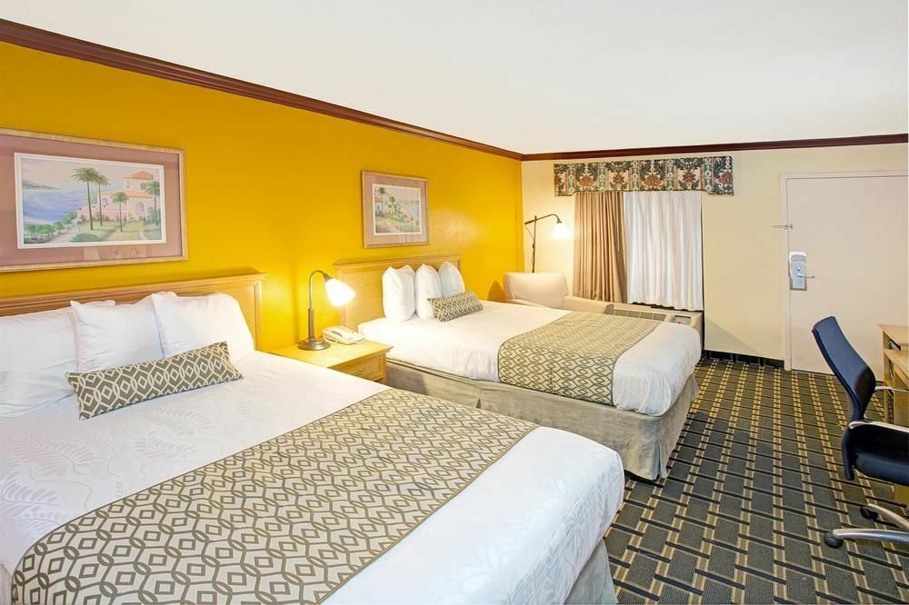 Days Inn By Wyndham Florida City Εξωτερικό φωτογραφία